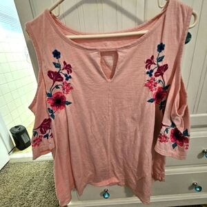 Cold shoulder top